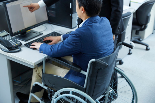 後遺障害が残った場合に支給される障害（補償）給付（年金・一時金）とは